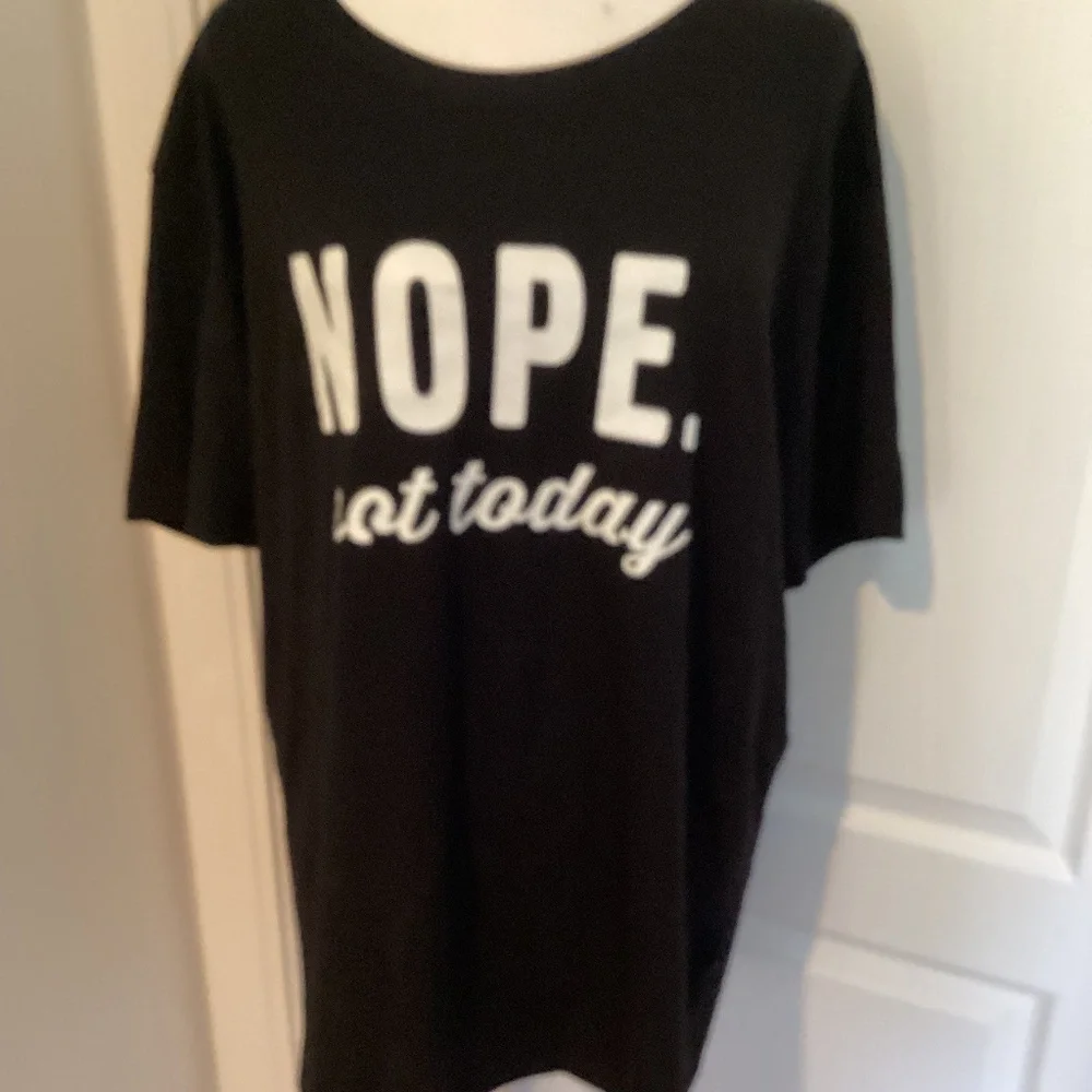 Crew Neck CollarClassic T - Shirt